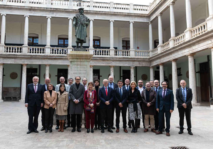Els rectors i les rectores de la Xarxa Vives analitzen a València l’aplicació de la nova llei d’universitats amb el ministre Subirats